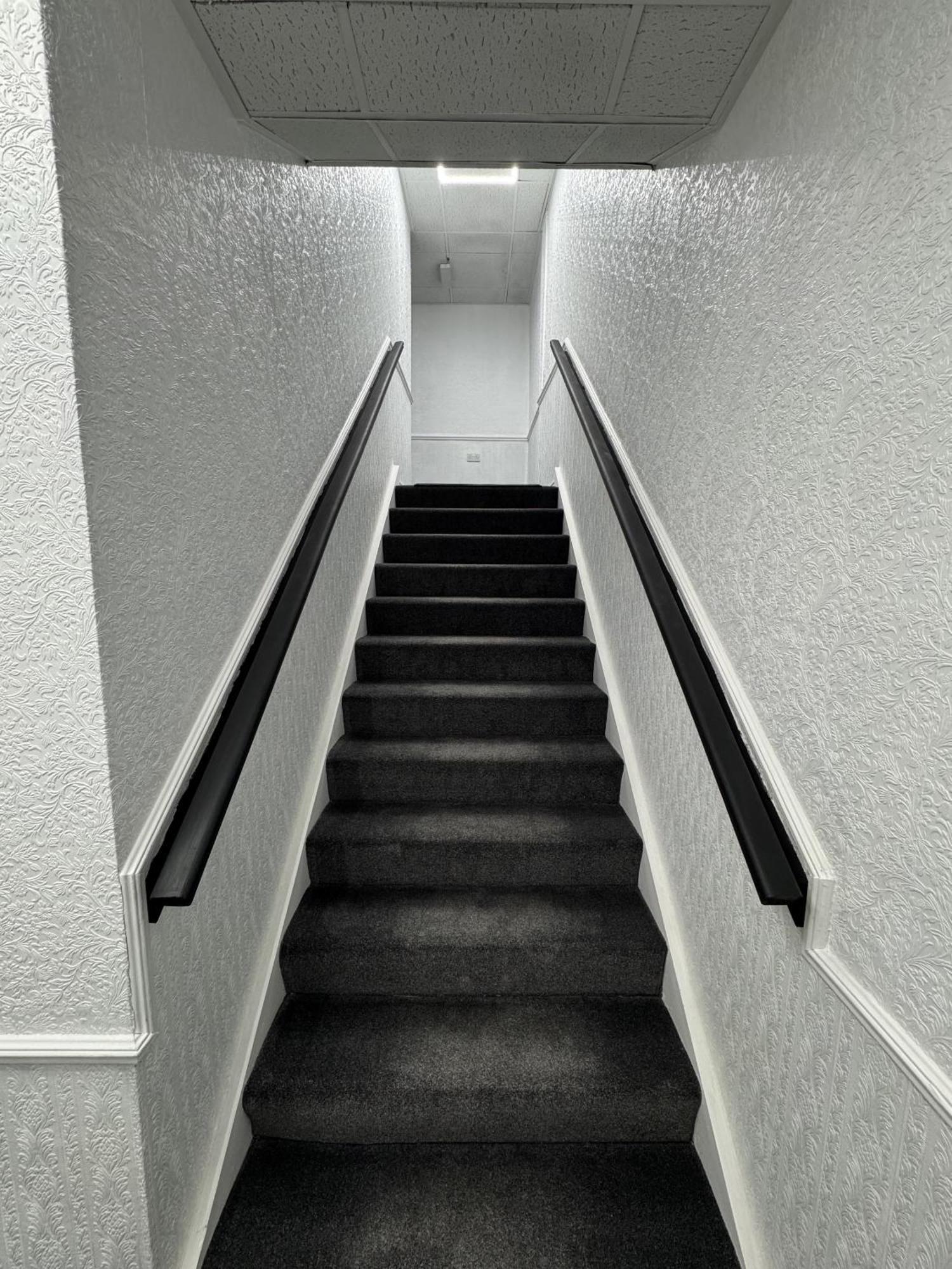 The Wickham Arms Hotel クレックヒートン エクステリア 写真